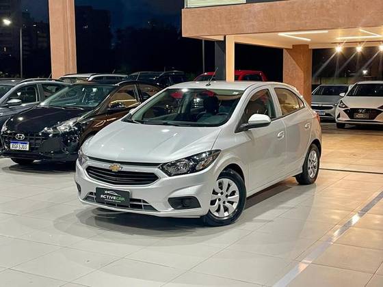 CHEVROLET ONIX 1.0 FLEX LT MANUAL CHEVROLET ONIX 1.0 FLEX LT MANUAL